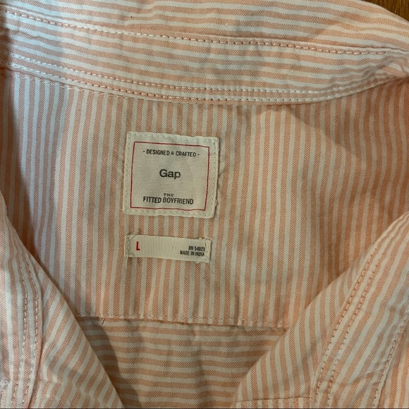 Gap Horizontal Stripe Button Down - Picture 8 of 9